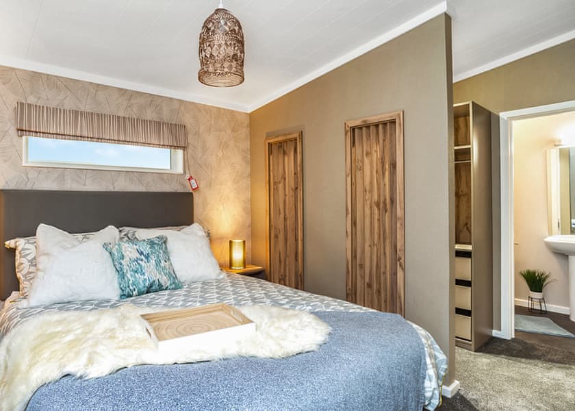 Premium Lodge 2 - Fishguard Bay Resort, Fishguard,