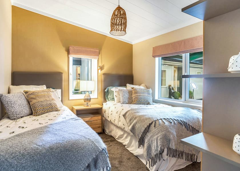 Premium Lodge 2 - Fishguard Bay Resort, Fishguard,