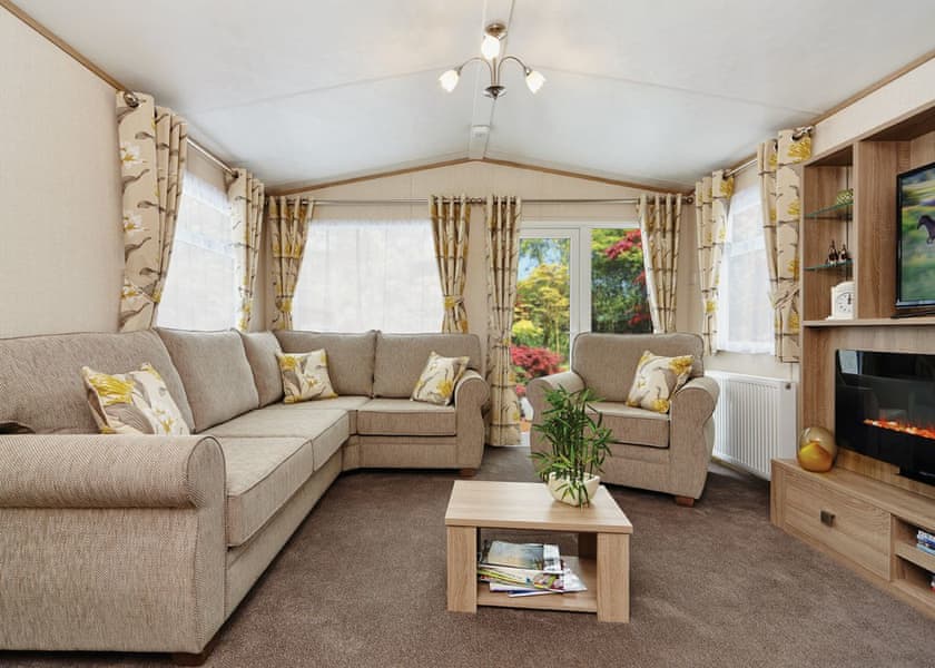 Comfort Plus Caravan 4 - Finlake Resort & Spa, Chudleigh, Newton Abbot