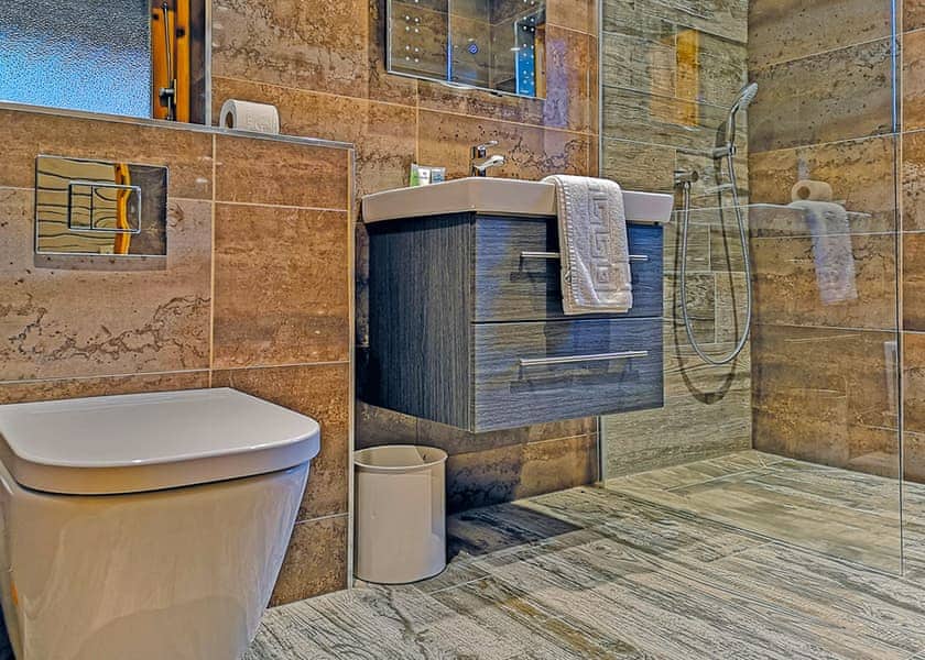 Signature Aspen - Finlake Resort & Spa, Chudleigh, Newton Abbot