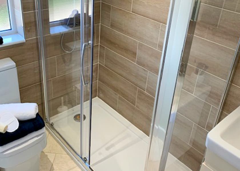 Comfort Plus Lodge Hot Tub 6 - Finlake Resort & Spa, Chudleigh, Newton Abbot