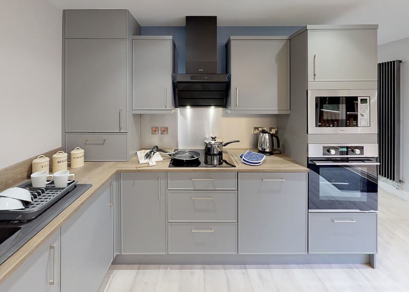 Signature Loft 8 Hot Tub - Finlake Resort & Spa, Chudleigh, Newton Abbot