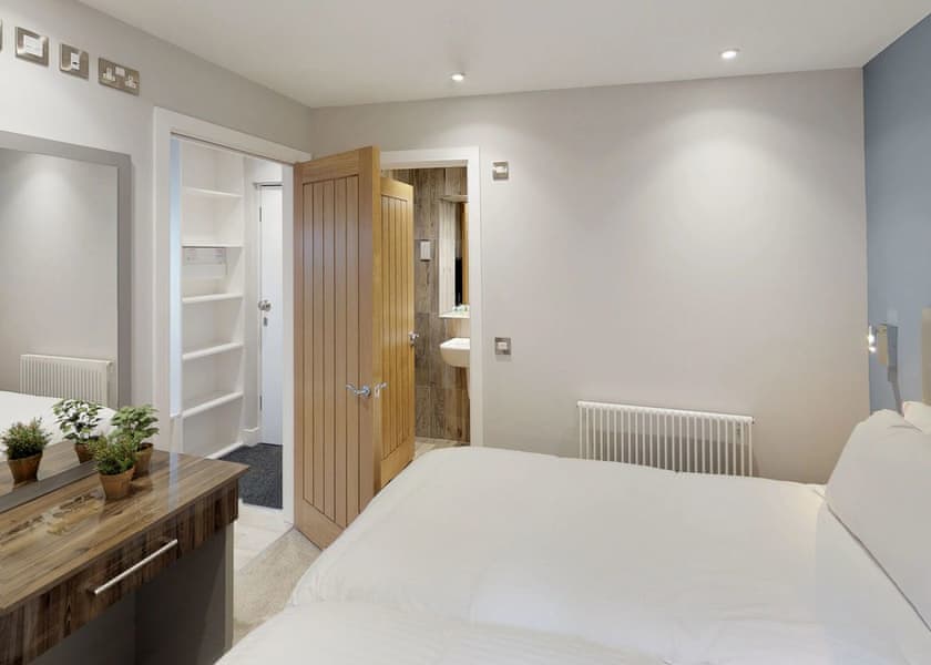 Signature Loft 8 Hot Tub - Finlake Resort & Spa, Chudleigh, Newton Abbot