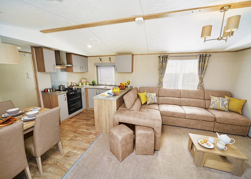 Classic Caravan 4 Hot Tub - Finlake Resort & Spa, Chudleigh, Newton Abbot