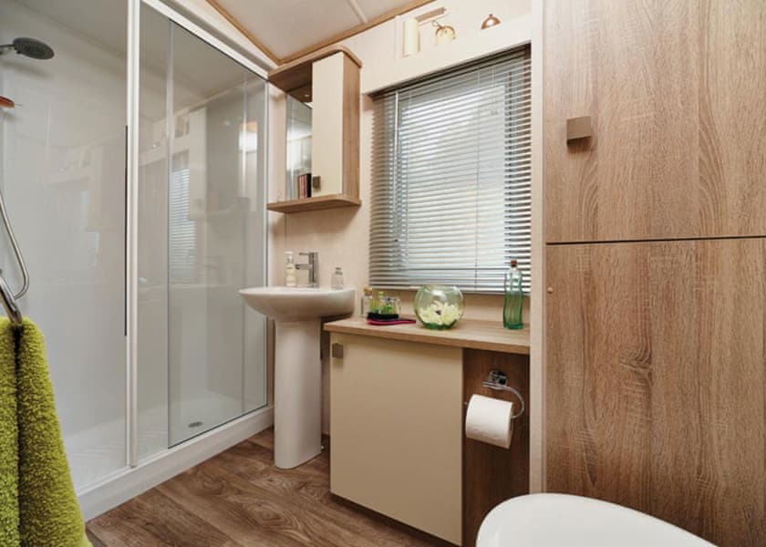 Classic Caravan 4 Hot Tub - Finlake Resort & Spa, Chudleigh, Newton Abbot