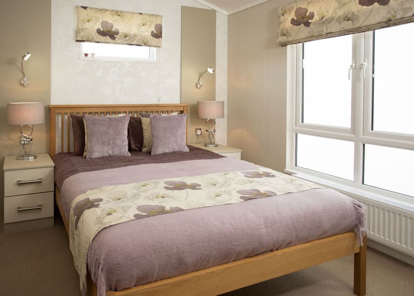 Luxury Lodge 4 Hot Tub - Finlake Resort & Spa, Chudleigh, Newton Abbot