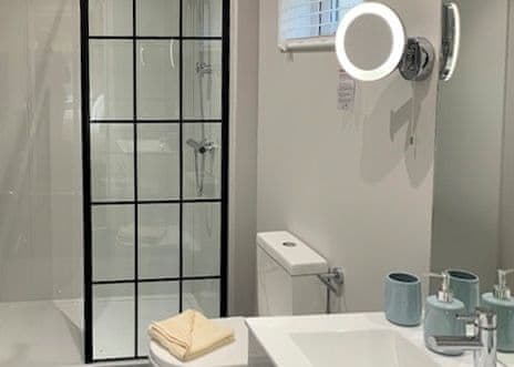 Comfort Plus Lodge 4 - Finlake Resort & Spa, Chudleigh, Newton Abbot