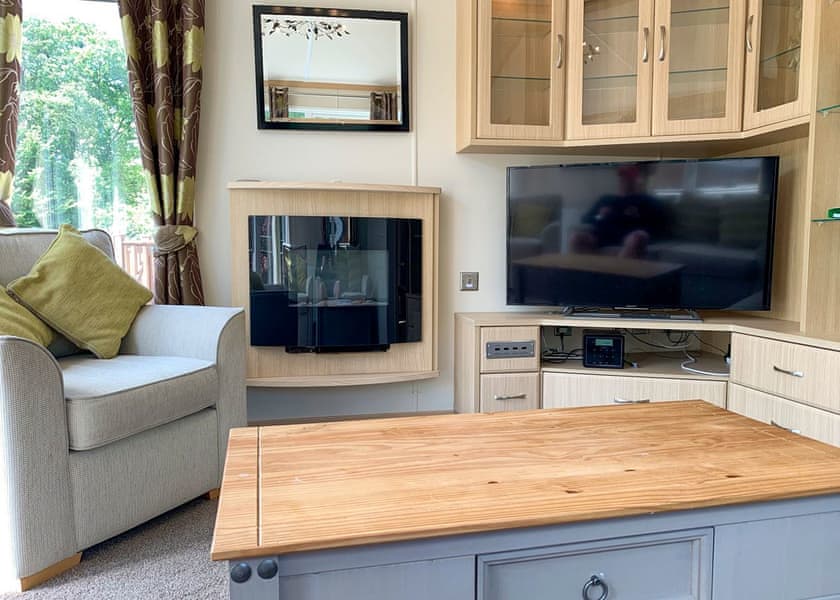 Classic Holiday Home Hot Tub 6 - Finlake Resort & Spa, Chudleigh, Newton Abbot