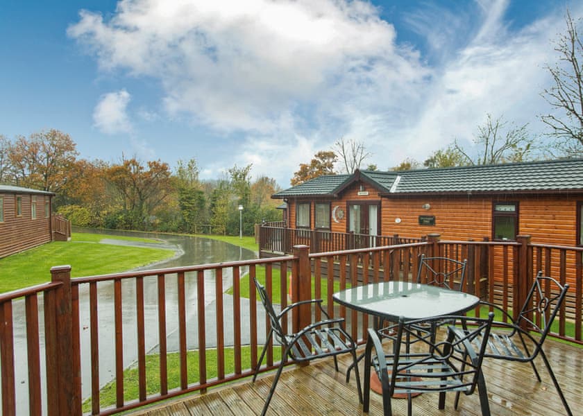Comfort Holiday Home Hot Tub 4 - Finlake Resort & Spa, Chudleigh, Newton Abbot
