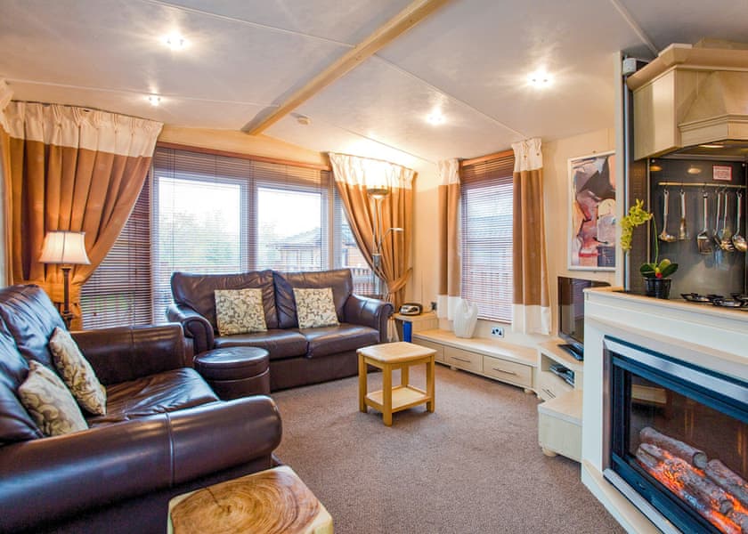 Comfort Holiday Home Hot Tub 4 - Finlake Resort & Spa, Chudleigh, Newton Abbot