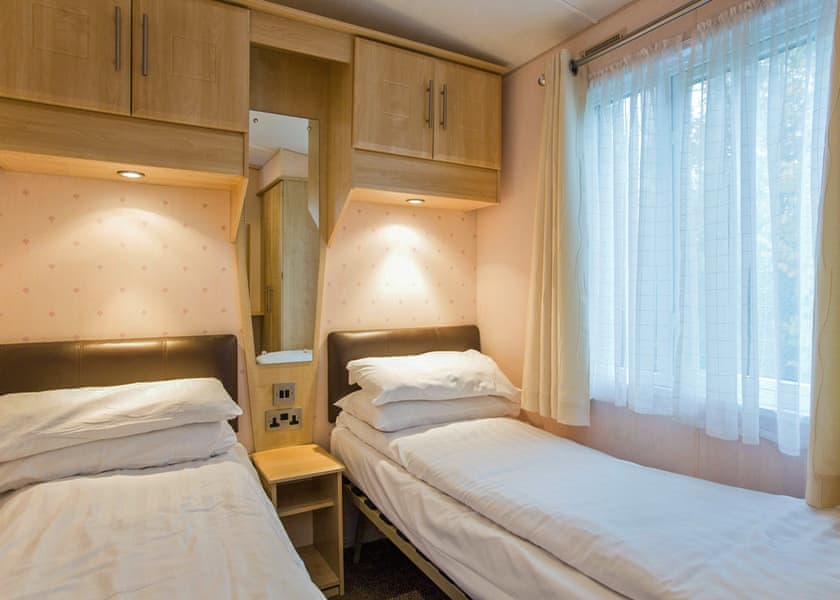 Comfort Holiday Home Hot Tub 4 - Finlake Resort & Spa, Chudleigh, Newton Abbot