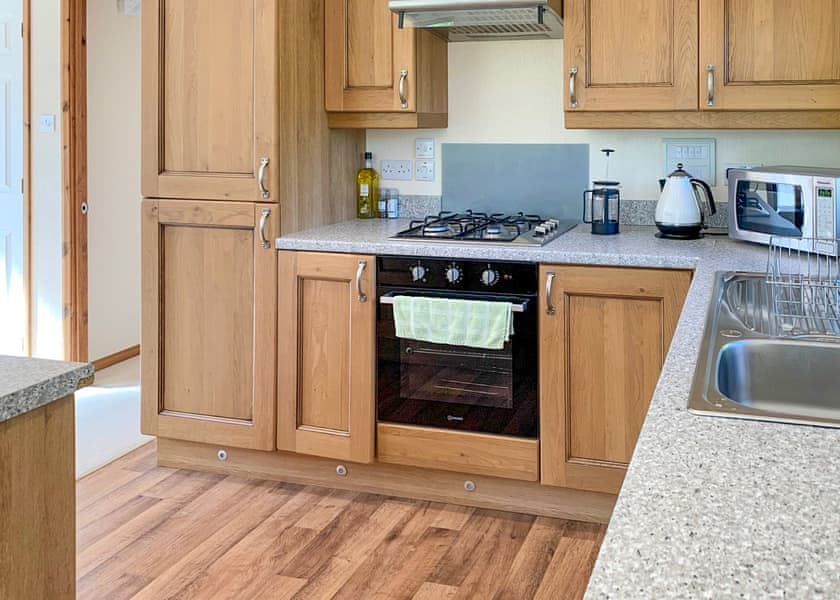 Classic Lodge 4 - Finlake Resort & Spa, Chudleigh, Newton Abbot