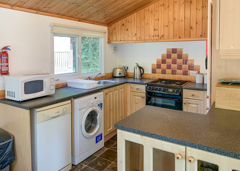 Classic Lodge 4 - Finlake Resort & Spa, Chudleigh, Newton Abbot