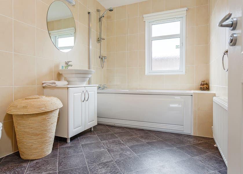 Classic Lodge | Finlake Holiday Resort, Chudleigh, Newton Abbot