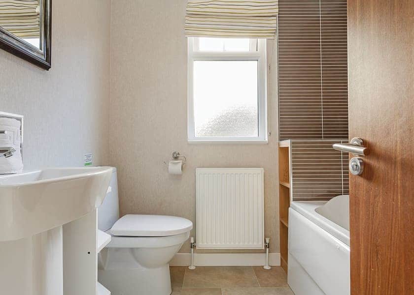 Classic Lodge | Finlake Holiday Resort, Chudleigh, Newton Abbot