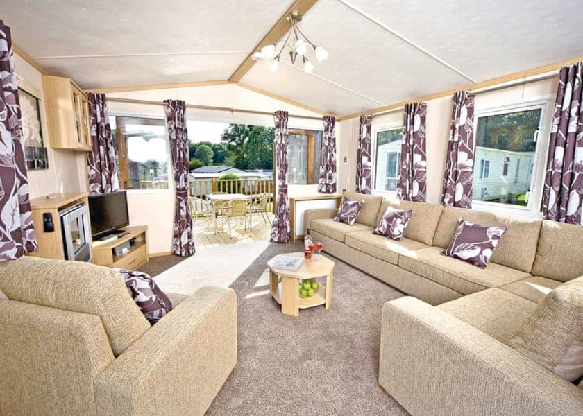 Superior Holiday Home 6 - Finlake Resort & Spa, Chudleigh, Newton Abbot