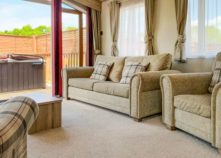 Superior Holiday Home 6 - Finlake Resort & Spa, Chudleigh, Newton Abbot
