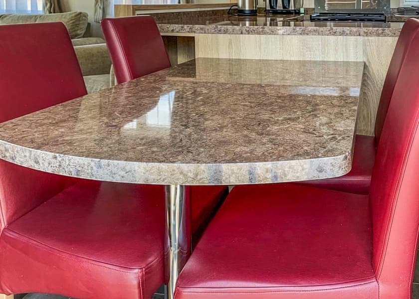 Superior Holiday Home 6 - Finlake Resort & Spa, Chudleigh, Newton Abbot