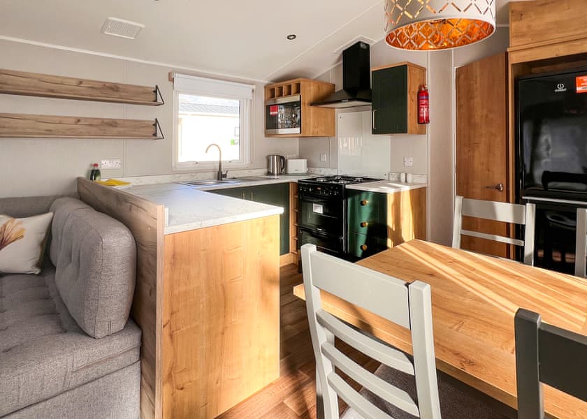 Fir Trees Executive 3 - Fir Trees, Chester