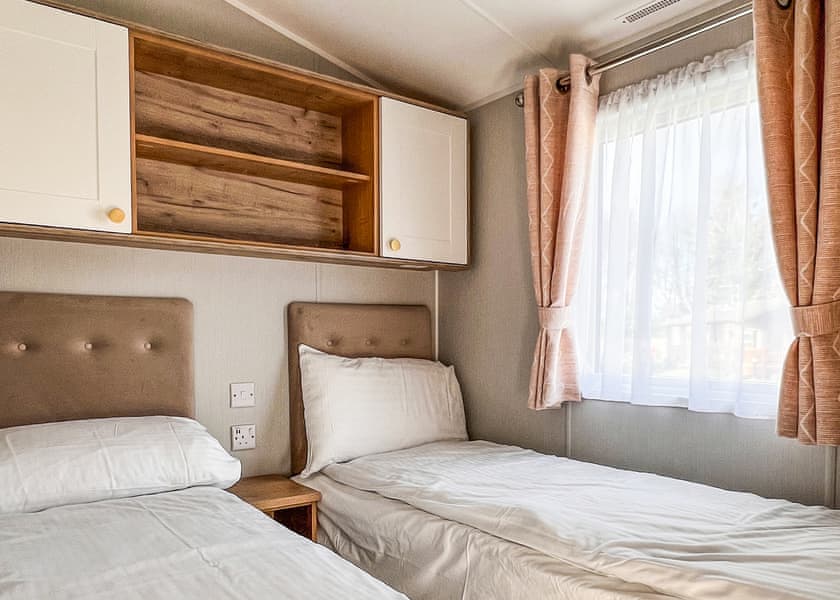 Fir Trees Executive - Fir Trees, Chester