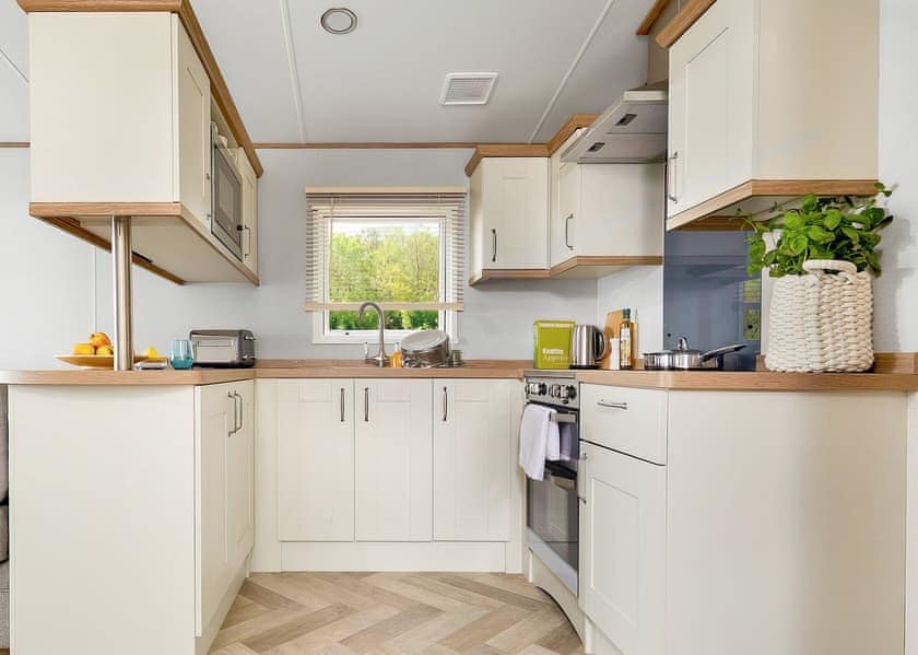 Platinum 2 - Fishguard Holiday Park, Fishguard, Pembrokeshire