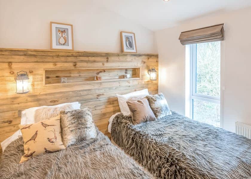 Primrose - Florence Springs Lakeside Lodges, St Florence, Tenby