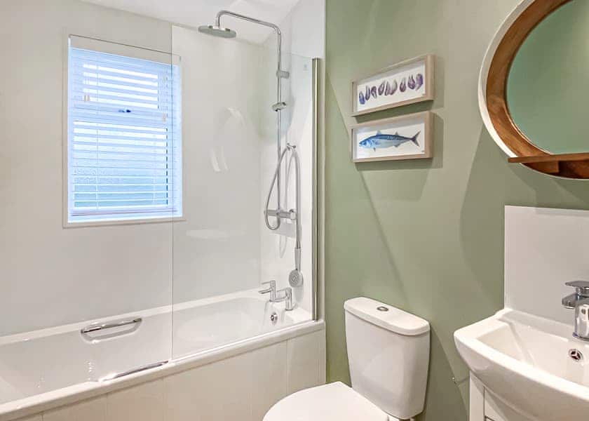 Bluebell Lodge - Florence Springs Lakeside Lodges, St Florence, Tenby