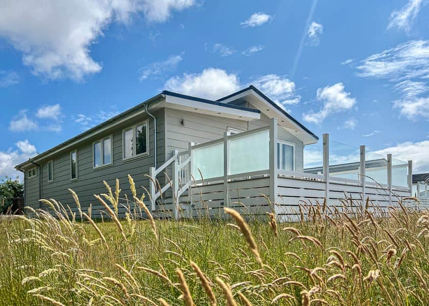 Superior Lakeside 3 - Florence Springs Lakeside Lodges, St Florence, Tenby