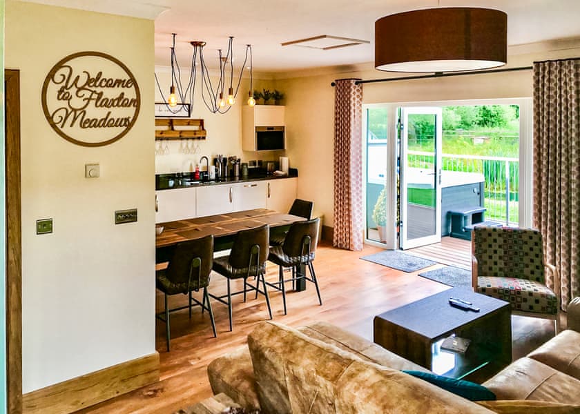 Flaxton Meadows Luxury Lodges, Flaxton