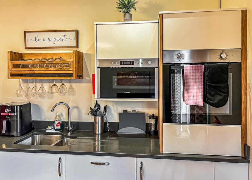 Hawaii - Flaxton Meadows Luxury Lodges, Flaxton