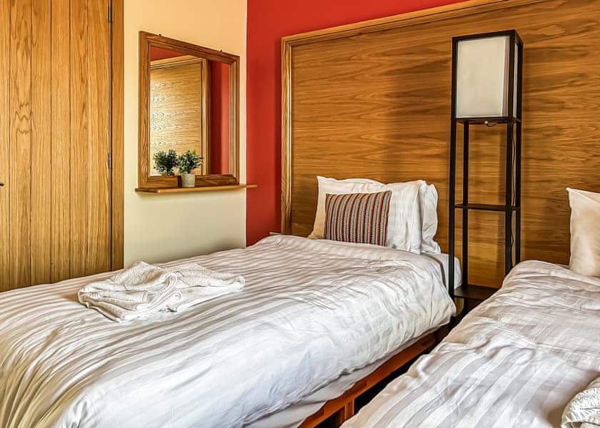 Kingfisher - Flaxton Meadows Luxury Lodges, Flaxton