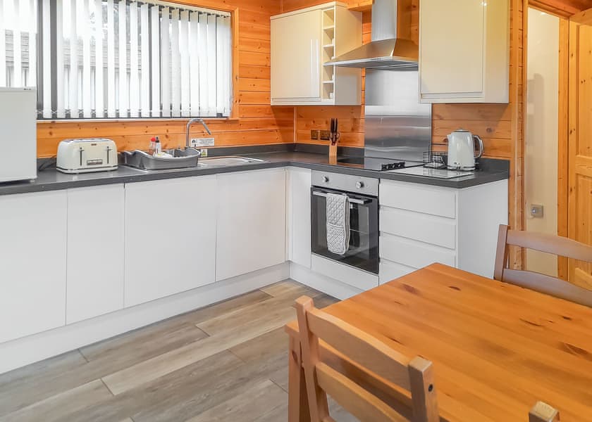 Egret Lodge - Fenview Lakes, Ely