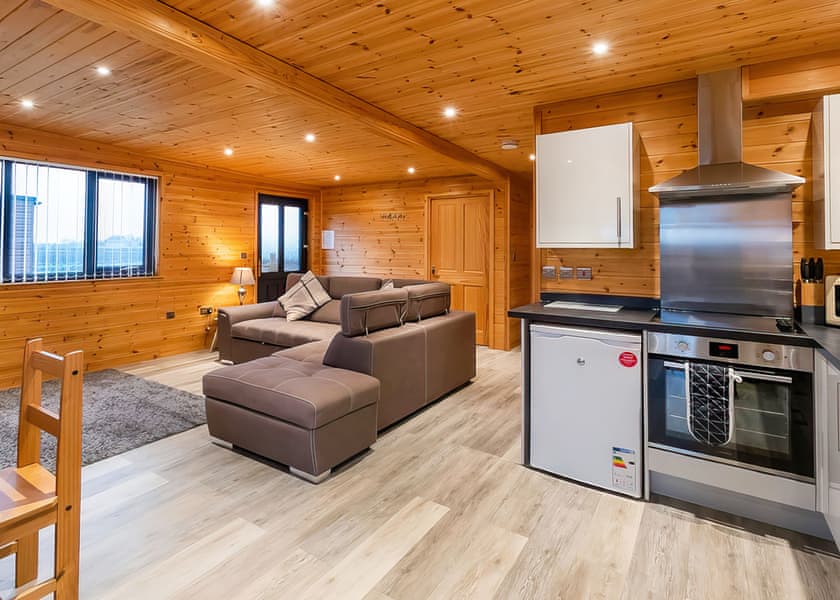 Cathedral View VIP - Fenview Lakes, Ely