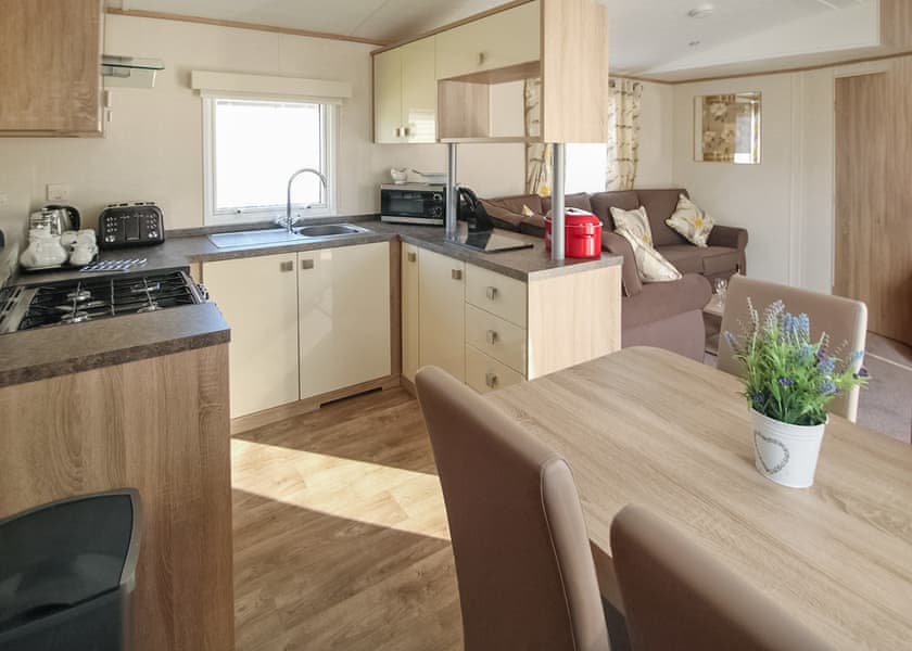 Supreme 3 - Forest Edge, St. Leonards, Ringwood