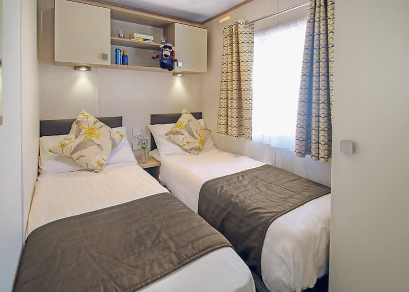 Supreme 3 - Forest Edge, St. Leonards, Ringwood