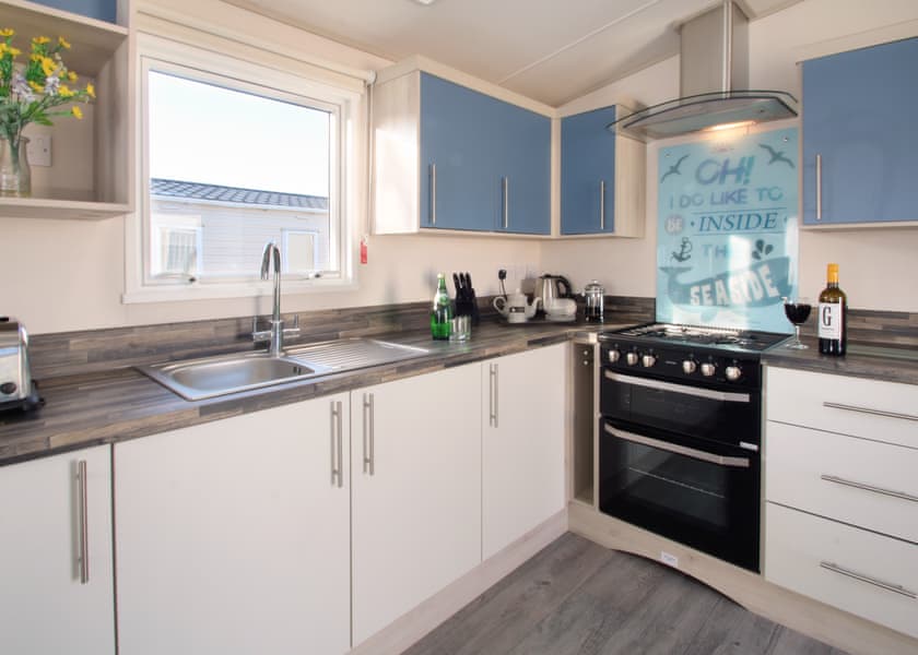 Seaside 2 - Forest Edge, St. Leonards, Ringwood