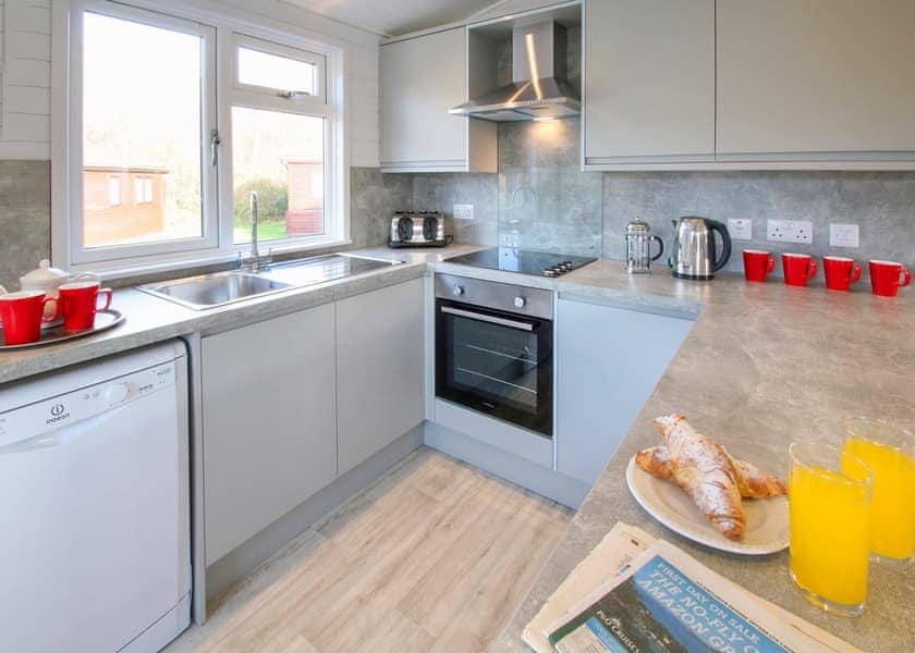 Select Plus 2 Lodge - Forest Edge, St. Leonards, Ringwood