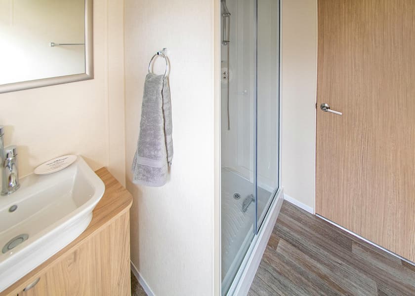 Sublime 2 Caravan (Pet) - Forest Edge, St. Leonards, Ringwood