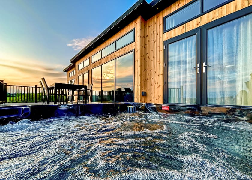 Royal Forest Lodge - Forest Hills Lodges, Coleford