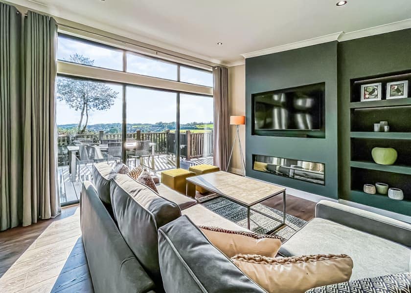 Avon Forest Lodge - Forest Hills Lodges, Coleford, Forest oF Dean