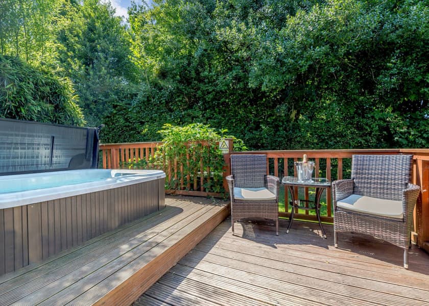 Dymock Spa - Ford Farm Lodges, Kilcot, Newent