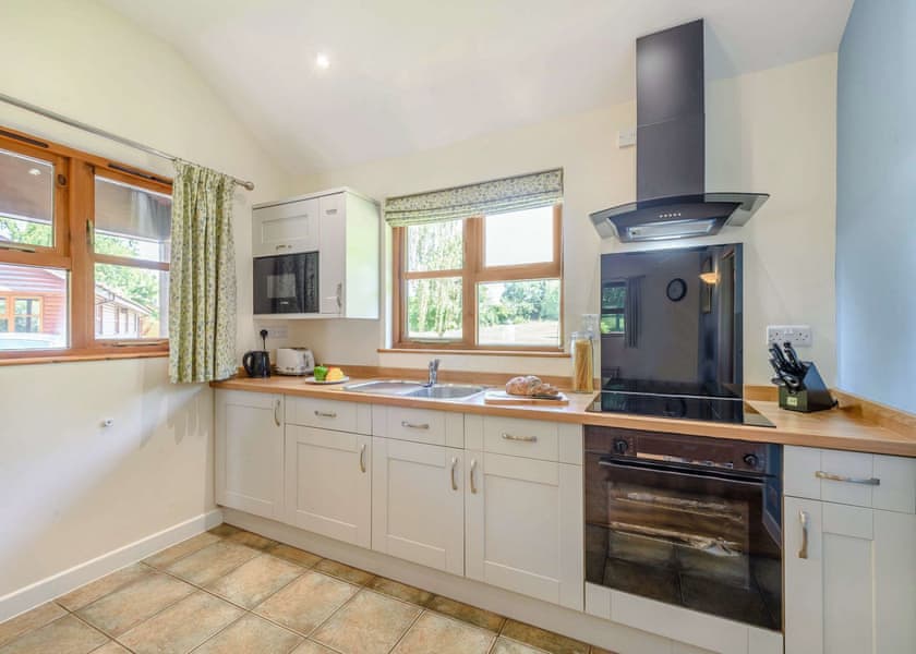 Dymock Spa - Ford Farm Lodges, Kilcot, Newent