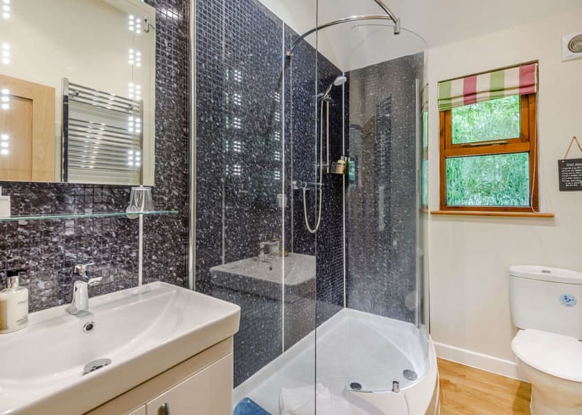 Dymock Spa - Ford Farm Lodges, Kilcot, Newent