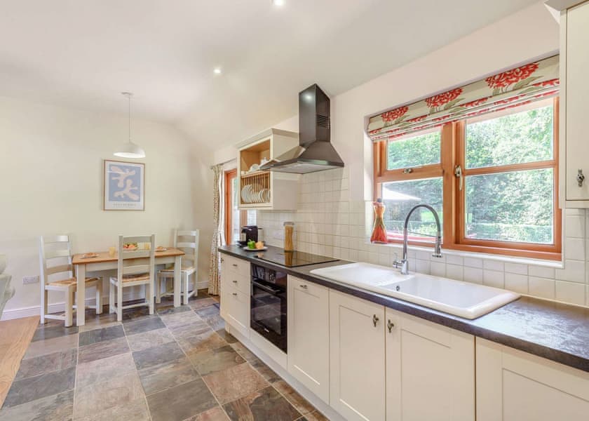 Berkeley Elite Spa - Ford Farm Lodges, Kilcot, Newent