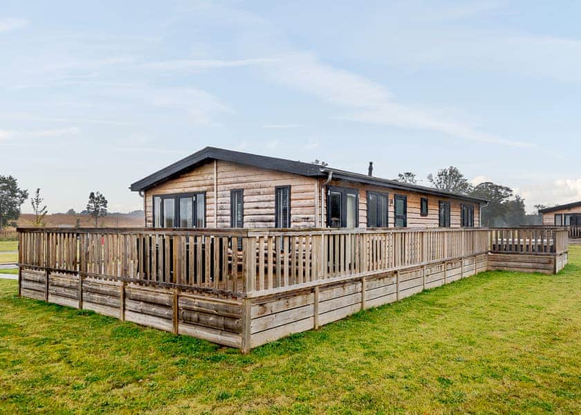 Signature Spa Six Pet - Aspen Country Park, Bury St Edmunds