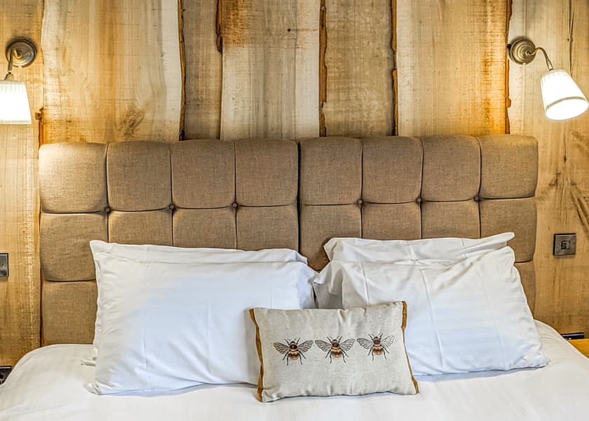 Lodge 2 Bed VIP - The Warrens at Foxtail, Gledrid, Chirk