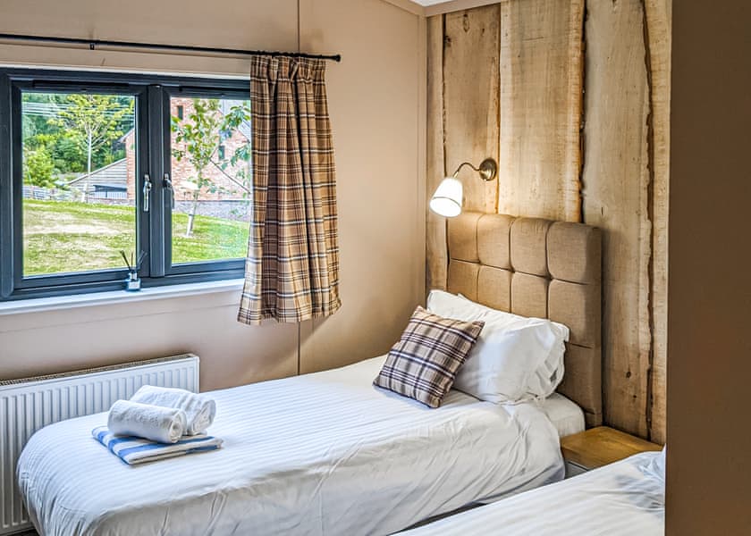 Lodge 2 Bed VIP - The Warrens at Foxtail, Gledrid, Chirk