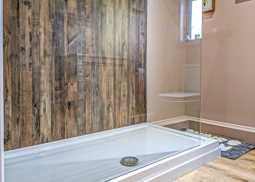 Lodge 3 Bed VIP - The Warrens at Foxtail, Gledrid, Chirk