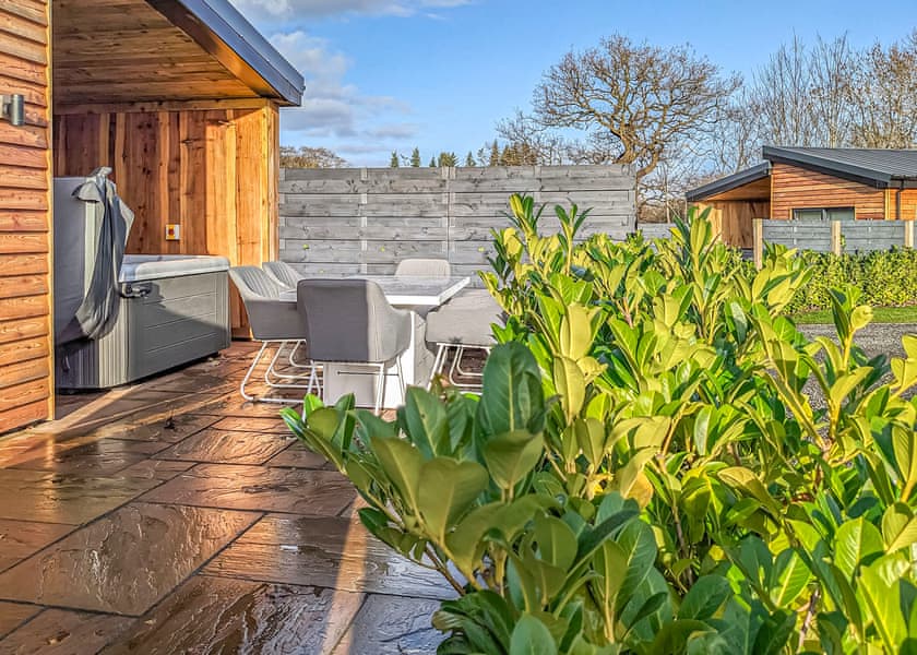 Lodge 3 VIP Pets - The Warrens at Foxtail, Gledrid, Chirk