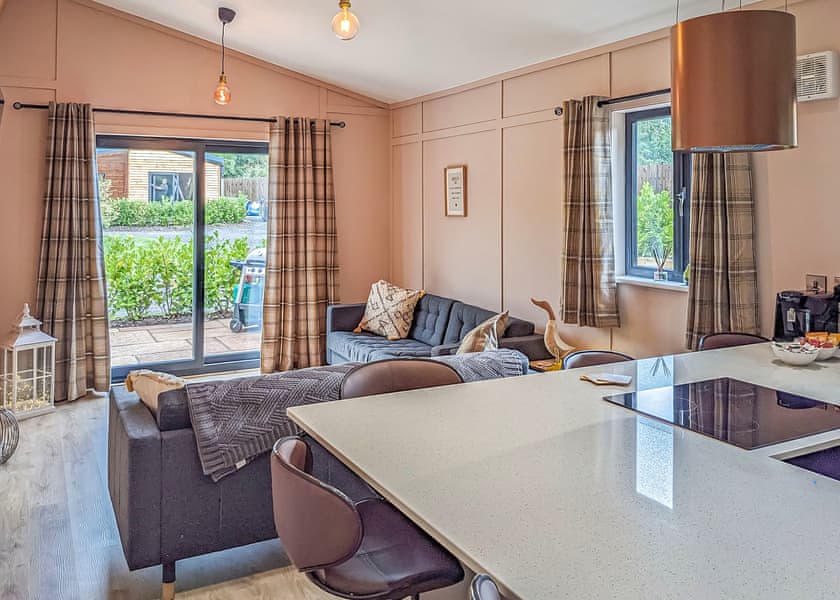 Lodge 3 VIP Pets - The Warrens at Foxtail, Gledrid, Chirk